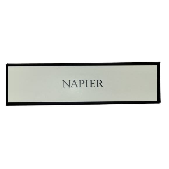 Napier Mardi Gras Charm Bracelet 7.5” Gold Tone Purple Yellow Beads Mask Trumpet - Picture 6 of 6